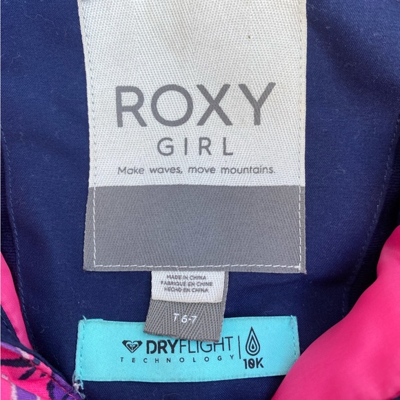 Pink Roxy woodland creatures technical snow jacket, size 6/7 - Picture 2 of 3